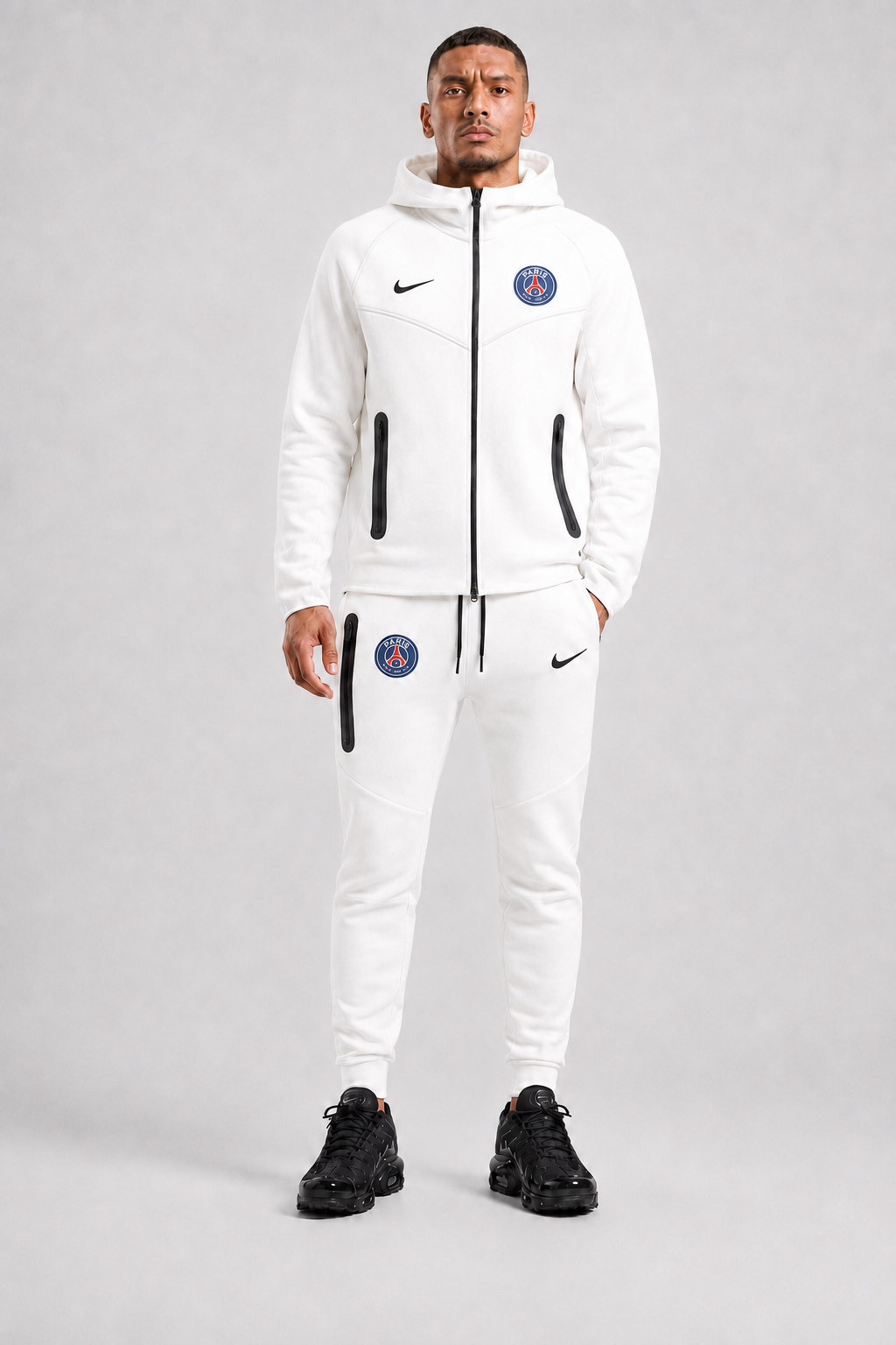Nike x PSG Tech Fleece komplet
