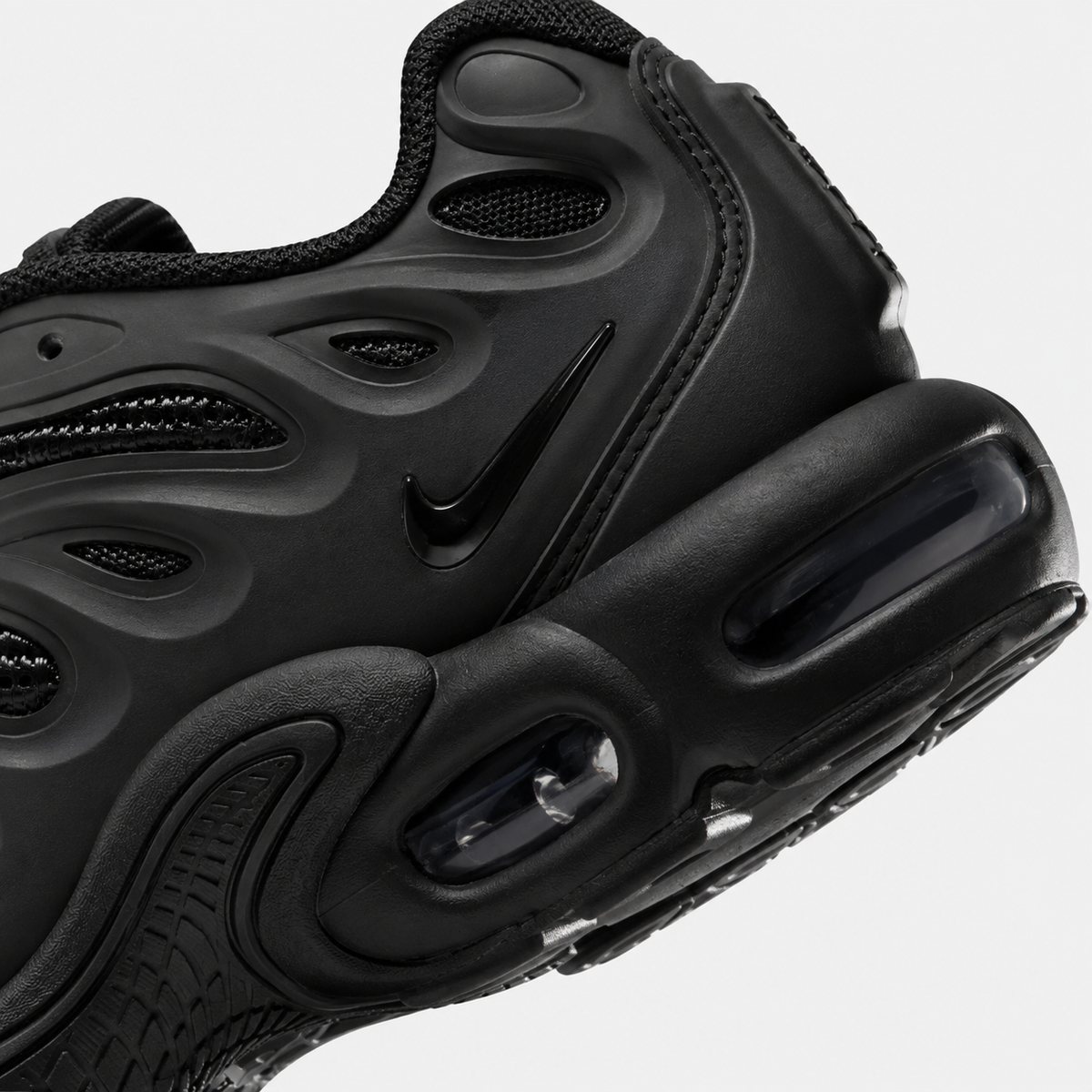 Nike TN Air Max Plus Drift Triple Black