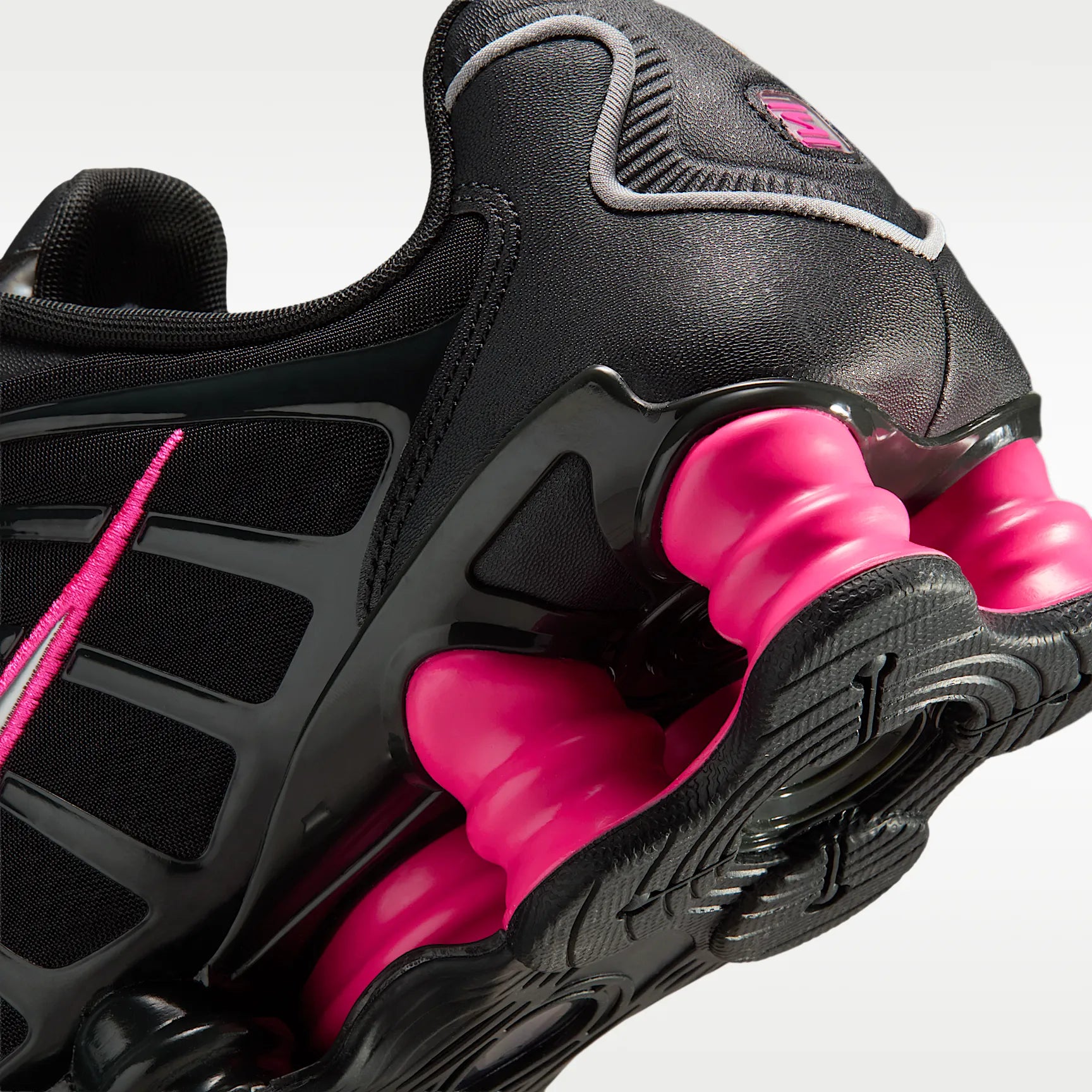 Nike Shox TL Hyper Pink