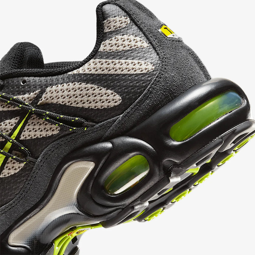 Nike Air Max Plus TN Utility Black College Grey
